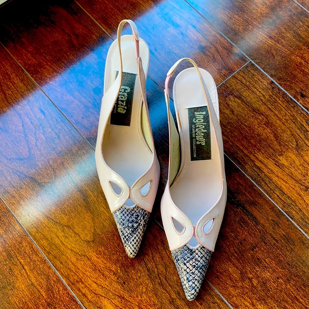 🌸  INGLEDEW’S KITTEN HEELS